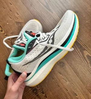 Saucony Endorphin Speed 2 thumbnail 1