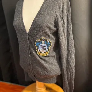 Uniqlo Dark‎ Gray Blazer with Embroidered Crest thumbnail 2