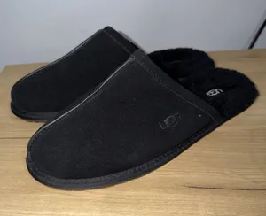 New UGG Women's Pearle SlipOn Slipper Black‎ US8 Style 1115139 UggPlush P thumbnail 1