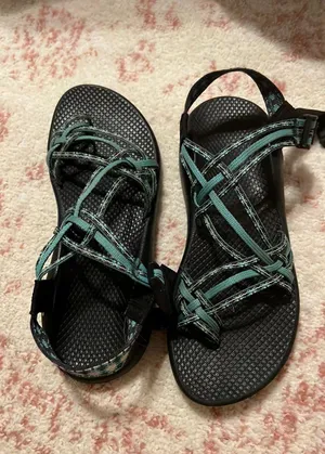 Chacos Women thumbnail 1