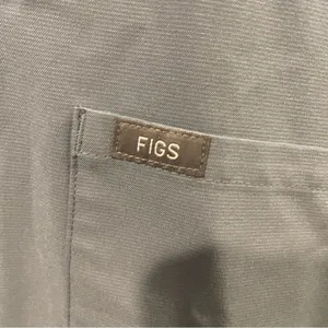 FIGS Catarina Scrub Top in Cool Blue thumbnail 8