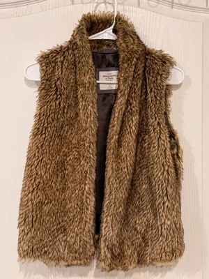 Abercrombie & Fitch Brown Faux Fur Vest thumbnail 1