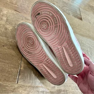 Nike Women’s Jordan Series.03 Atmosphere Sneakers Pale Pink White Size 8 EUC thumbnail 7