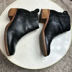 Kirk-Ease Mindo Stacked Heel 7M Black Leather Pull-on Ankle Boots Booties thumbnail 2