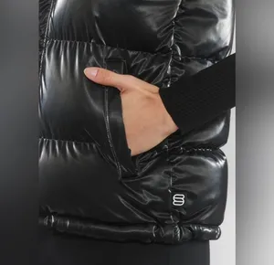 Aritzia The Super Puff Vest Liquid Shine thumbnail 14