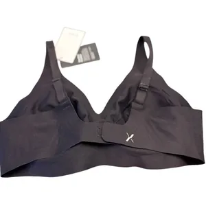 Knix Black Wireless Seamless Support Bra Womens Medium New With Tags Comfort NWT thumbnail 5