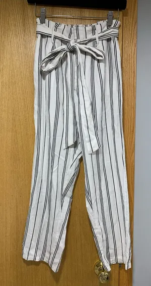 Billabong Striped Paperbag Pants With Tie - Size Small thumbnail 1
