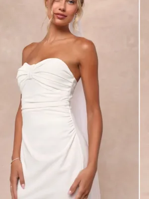 LULU's Bridal Wedding Sexy Minimal Elegant Strapless Sophisticated Mermaid Gown thumbnail 3