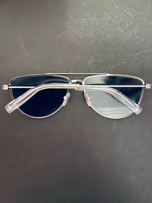 Authentic Givenchy Silver Metal Aviator Sunglasses, 4G Logo Hinge, Made in Italy thumbnail 2