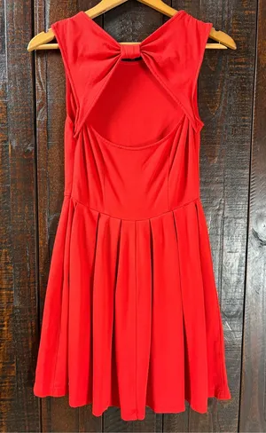 hutch Made in NYC Red Sleeveless Bow-Back Fit & Flare Dress XS thumbnail 1