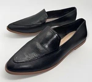 New Vince Camuto Womens Finetta Black Leather Embossed Pointed Toe‎ Loafers 9 thumbnail 1