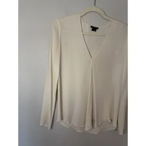 Theory 100% Silk Ivory V Neck Blouse Long Sleeve Women's Sz S EUC thumbnail 6