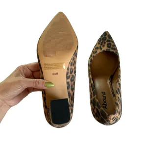 Abound Audry Beige Leopard Print Block Heel Pointed Toe Pumps Size 6.5 thumbnail 4