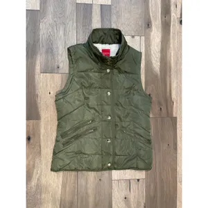 GUESS Sherpa Lined Puffer Vest Olive Green Size S Cozy Warm Casual thumbnail 6