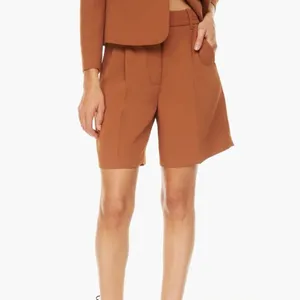✨Aritzia Wilfred The Effortless 7" Burnt Orange Sz 0 Shorts✨ thumbnail 2