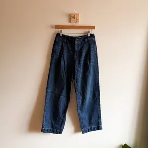 Banana Republic Mid Rise Straight Jeans Size 26 thumbnail 3
