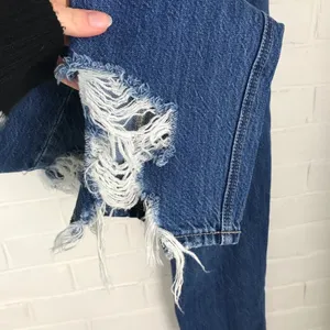 American Eagle High Rise Distressed Mom Jean Size 2 thumbnail 7