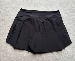Old Navy Black Skort thumbnail 1