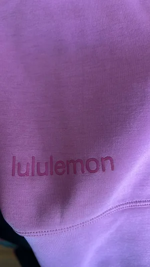 Lululemon Softstreme NWOTs size 2 thumbnail 4