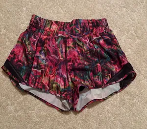 Lululemon Shorts thumbnail 1