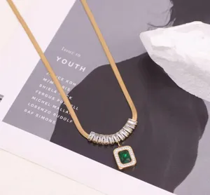 Green Stone Square Pendant Gold Necklace thumbnail 4