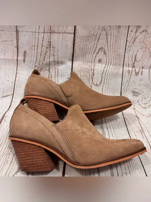 Lucky Brand Vennia Ankle Booties Taupe Leather Chunky Block Heel Sz 7.5 thumbnail 10
