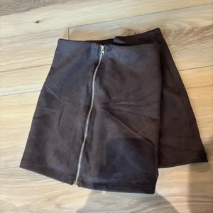 Sincerely Jules Brown Faux Suede Mini Skirt thumbnail 3