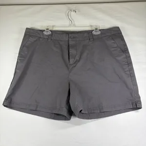 Magellan Chino Shorts gray Outdoors Walking Hiking Casual Women's‎ 18 5" inseam thumbnail 3