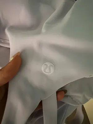 Lululemon set thumbnail 3