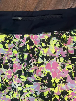 lululemon athletica Neon Pink, Yellow & Black Patterned Skort 8 EUC thumbnail 6