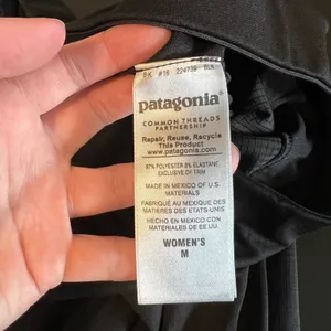 Patagonia Women's‎ Capilene Midweight Baselayer Leggings Black Medium thumbnail 7