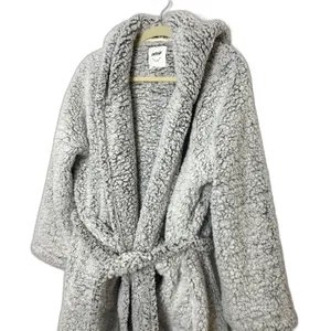 Aerie Gray Sherpa Hooded Belted Robe Cozy Fleece Spa Lounge Warm Pockets Bath M thumbnail 5