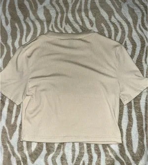 SheIn NWOT Butterfly Print Short Sleeve Cropped Tee M thumbnail 6