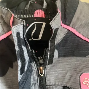 Roxy Gray and‎ Black Puffer Jacket with Sporty Accents thumbnail 4