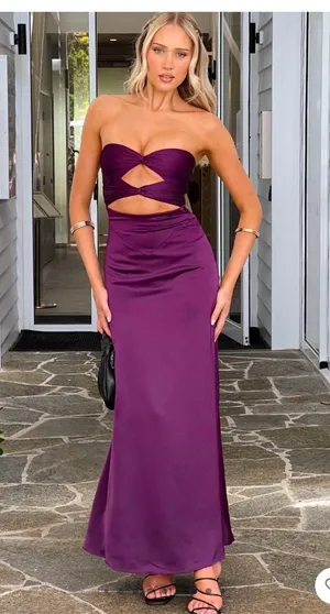 Beginning Boutique Dress thumbnail 1