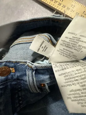 Madewell Kick Out blue jeans in size 26 thumbnail 3