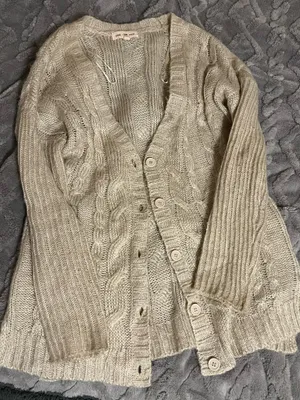 Beige/cream cable knit cardigan with buttons thumbnail 2