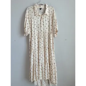 Torrid Cream Floral Button Challis Tiered Hi-Low Relaxed Maxi Dress‎ Women's 2X thumbnail 4