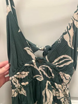 Green Floral Maxi Dress thumbnail 2
