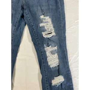 Soho Curvy Cropped Boyfriend Jeans Womens Distressed Size 8 thumbnail 2