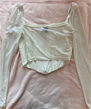 Princess Polly Crop Top Long Sleeve thumbnail 2