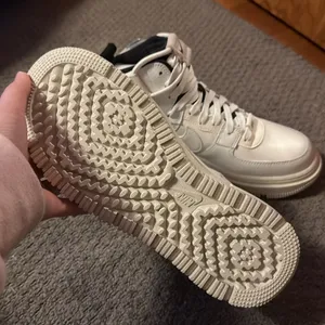 Nike Utility Air Force high tops thumbnail 2