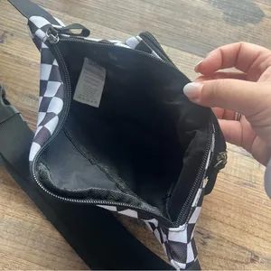 Spencer's Black & White Checkered Fanny Pack Adjustable Strap EUC thumbnail 6