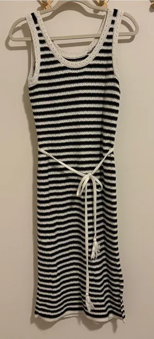 Nine West Black and White Striped Knit Dress size Medium thumbnail 1