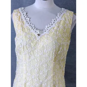 Vintage 1960s Handmade‎ Yellow Lace Overlay Sheath Dress Daisy Trim S thumbnail 3