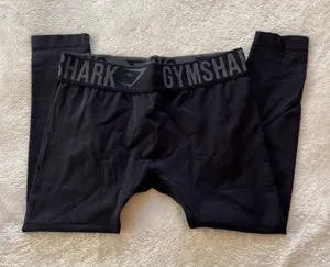 Gymshark Black Cropped Leggings thumbnail 1