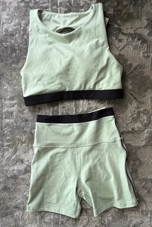 Aerie The Hugger High Waisted 5” Colorblock Set thumbnail 2
