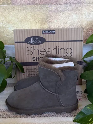 NEW Kirkland Signature Women’s Shearling Fur Grey Winter Short Boots, Size 6 thumbnail 5
