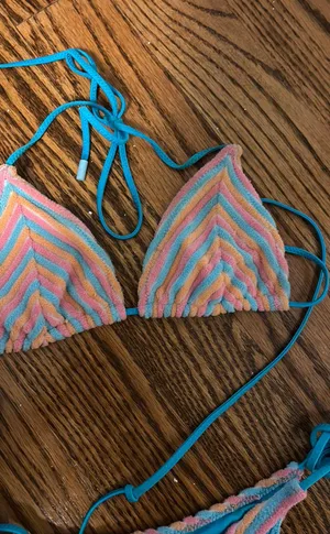 Triangl Bikini thumbnail 2