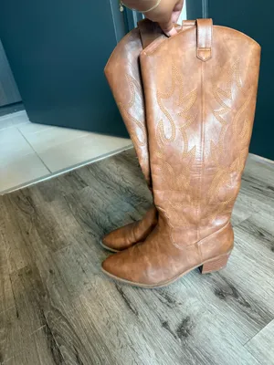Amazon Brown Cowgirl Boots thumbnail 2